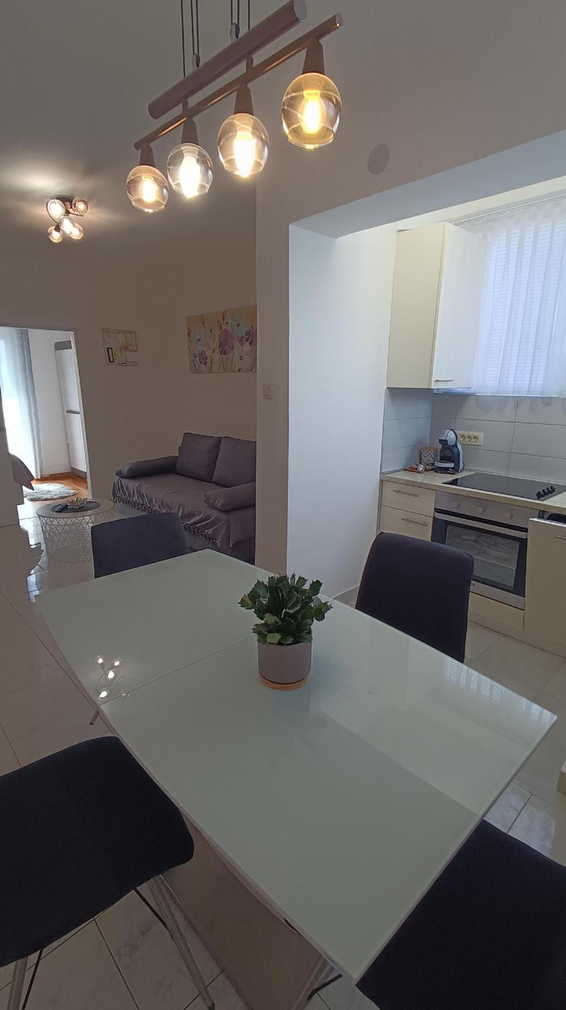 Apartment Fontana Felicita Zara Esterno foto