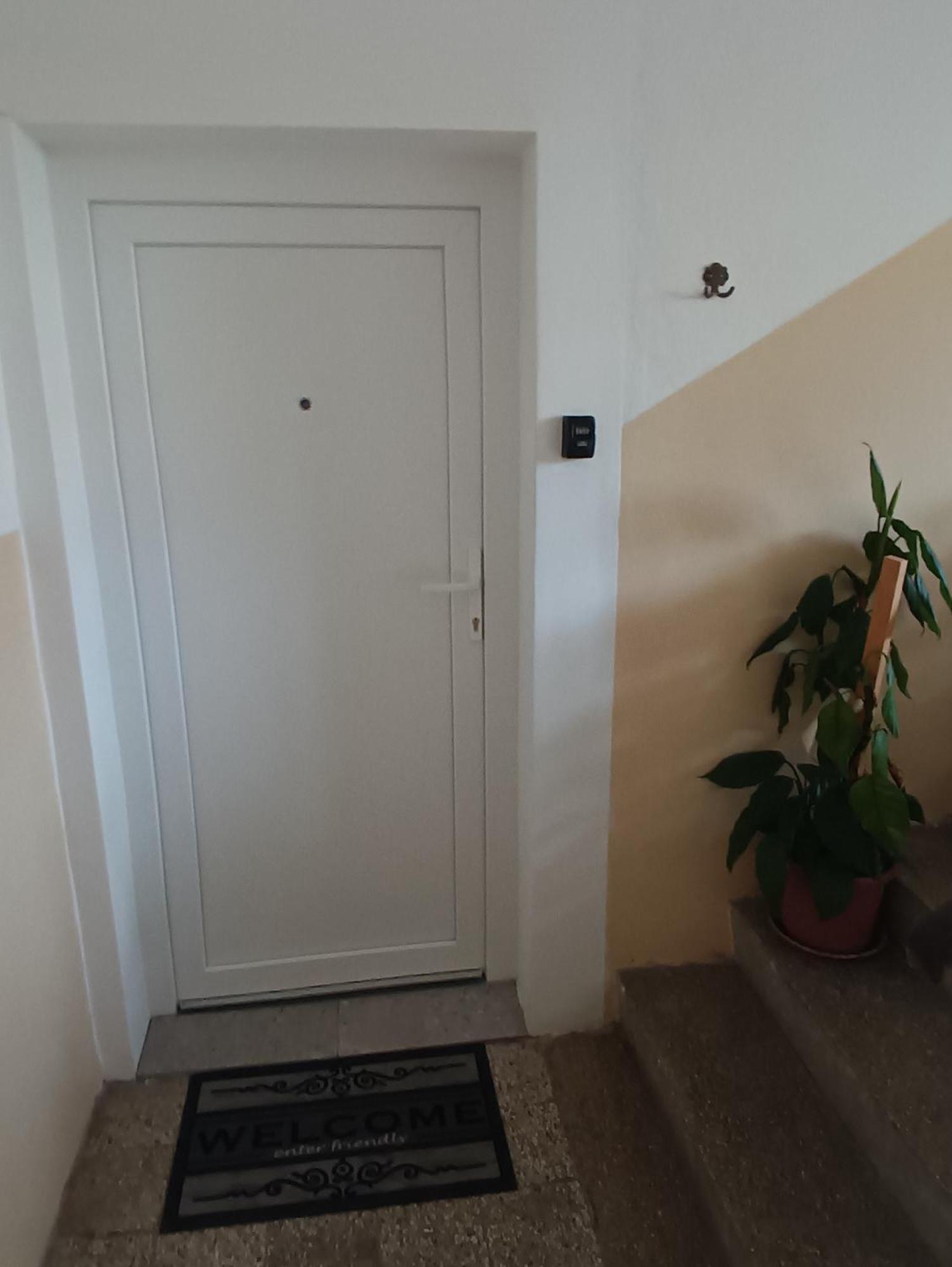 Apartment Fontana Felicita Zara Esterno foto